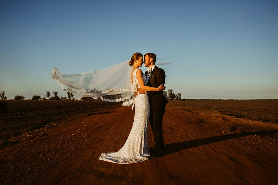 {grant and ellen} an amazing shed wedding, cecil plains, qld - Country ...